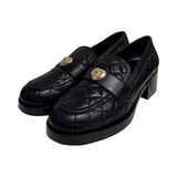 Chanel "Quilted CC Heart Turnlock Loafer" - Size 38.5
