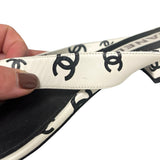 Chanel "CC Thong Sandals" - Size 39